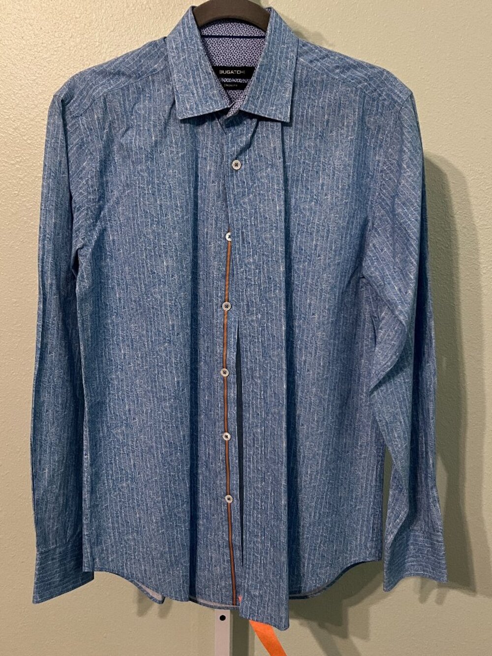 Bugatchi Shaped Fit 100% Cotton Blue & White w Stripes Long-Sleeve SZ Med